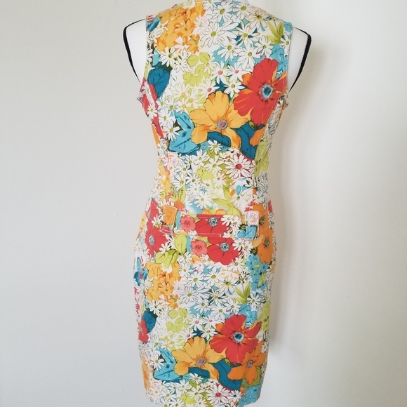 Vintage Retro Bets Vibrant Floral Dress - Picture 4 of 7
